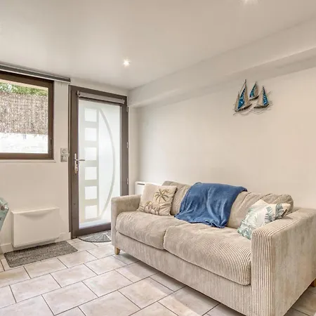 Charmante Maison Proche Apartment