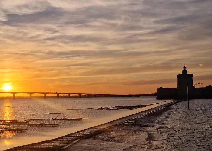 Apartment Charmante Maison Proche *